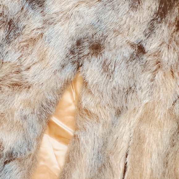 Regina Glenara by Glenoit, Women’s Vintage Faux Fur Coat in Brown and Cream - Picture 3 of 4